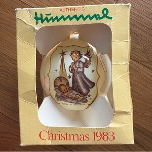 1983 Berta Hummel Christmas Ornament Prayer of Adoration 2nd Annual Edition ARS